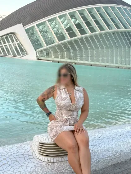 Hanna, 32