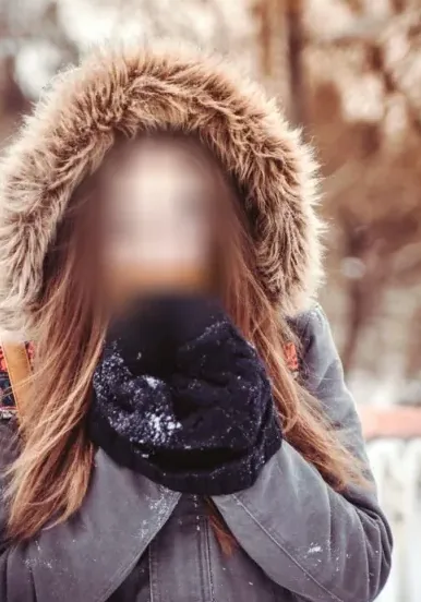 Nasra, 28