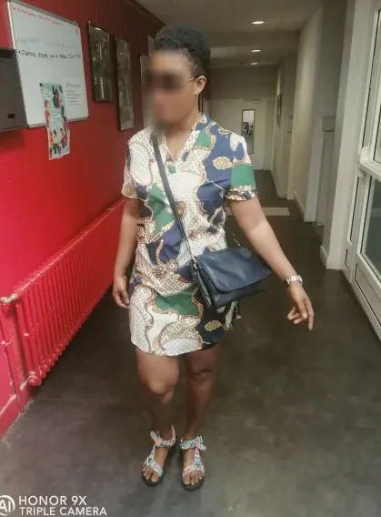 Nathalie, 32
