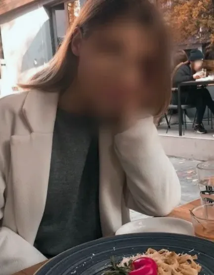 Noora, 37